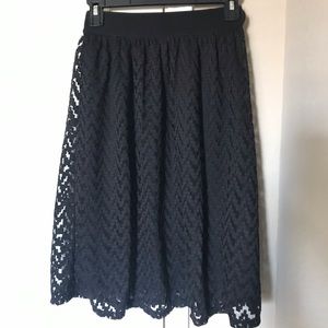 Black midi skirt